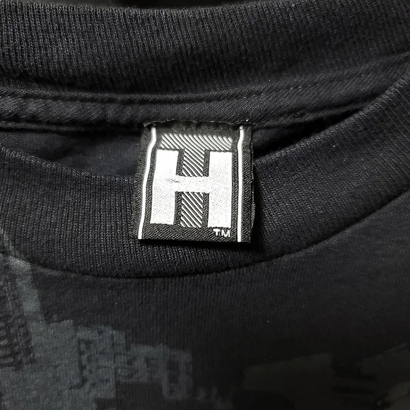 *Vintage* Late 1990's Theory Graffiti Art Spray Cans Shirt - Picture 3 of 6